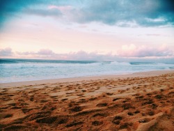 6isdead:  Sunset beach 