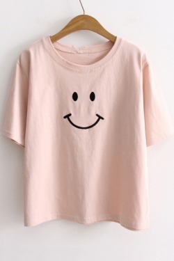 craftynachopizza: Lovely Tees Collection  Smile // I’m okay