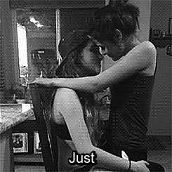 lesblovegirls:  Anyone who wants to be “just friends” like