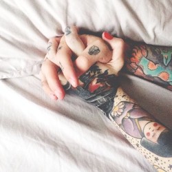 letliveintheend:  band/tattoo blog †