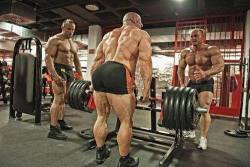 firtar:  acebannon:  In the gym: Radek Slodkiewicz, Robert Piotrkowicz,