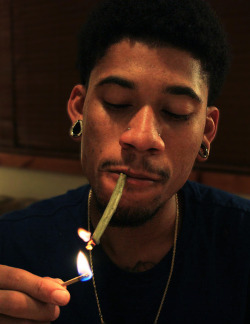 hiphopfightsback:  Hodgy Beats 