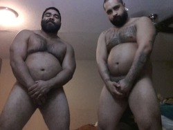 jdcoccola:  chublover10000:  Fatties in training  Louie and Manny