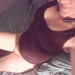 thefeistymilf:  A little saturday down time, whos with me?? lol