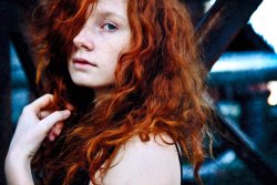 groteleur:  15 Wacky Facts About Natural Redheads http://shazam-share.com/s865t-15-wacky-facts-about-natural-redheads
