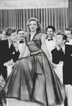 judyinlove:  Judy Garland, 1943. 