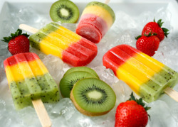 im-horngry:  Vegan Ice Pops - As Requested! XFruit Layered Ice