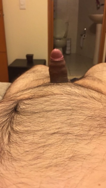 b-guzman:Héctor  Héctor is a hot daddy! 