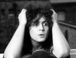 maryymars:  soundsof71: Marc Bolan, by Anwar Hussein #adorable