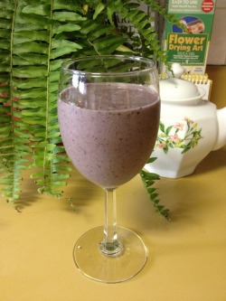 best! banana, blueberry, a tiny bit of vanilla soy milk and some