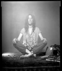 pattismithandrobertmapplethorpe: Patti Smith by Steven Sebring