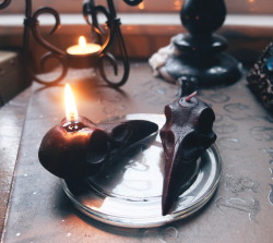 ravncreates: Sandalwood Scented Raven Skull Candles (x)