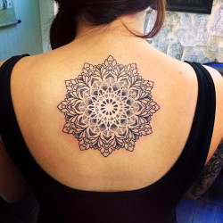 thievinggenius:  Tattoo done by Anna Day. @anna_day