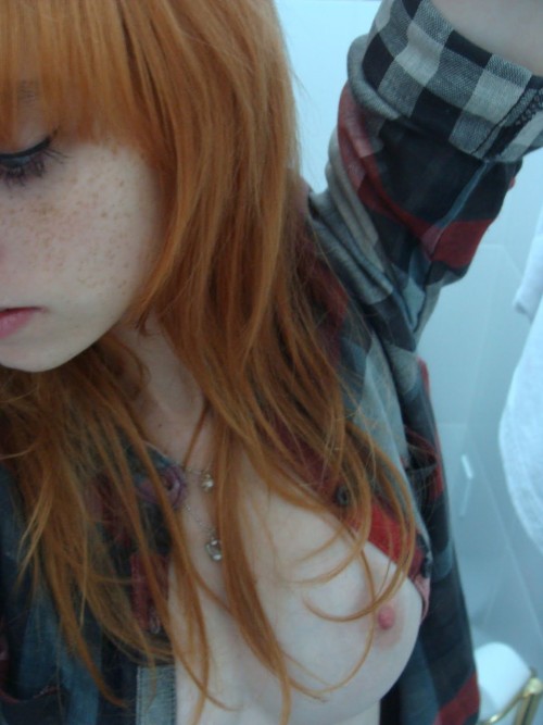 flannel peek #nsfw #sexyfrex