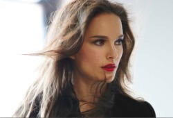 edenliaothewomb:  Natalie Portman for Dior Rouge N°999, Fall