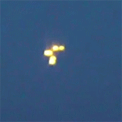 alien-memes:  possible ufos caught on video