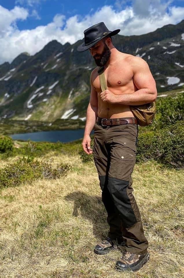 mouthwatering-men: