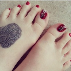 ifeetfetish:  @misstoez88 #feet #toes #footfetish #footfetishnation