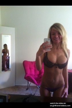 amateursexygirlsstuff:  More Hot Amateur Girls.: http://sextlocals.com/
