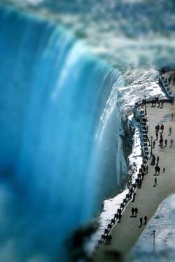 inspirationfeed:  Tilt-shifted Niagara Falls by C.Johnston http://ift.tt/1dw1czh