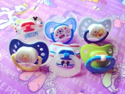 b1rthdaycake:my paci collection!! ᕦʕ ⊙ ◡ ⊙ ʔᕤplease