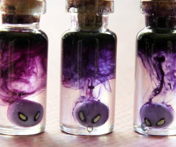 novelty-gift-ideas:   Zelda Poe Soul in a Bottle Necklace  