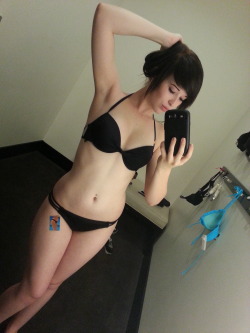 blazeddazedandhazed:  New bathing suit from Victorias Secret(: