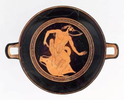 boysnmenart:  Drinking cup (kylix).  Greek, Late  Archaic Period,