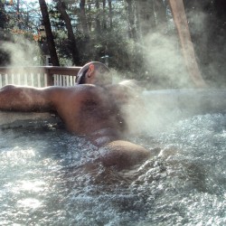 corndogfairy:  jray83:  If only I had a hot tub in the woods!
