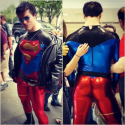 gaycomicgeek:  http://gaycomicgeek.com/rubbervinyl-andor-shiny-costume-fetish-who-likes-these-costumes-nsfw/