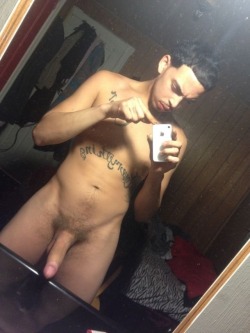 godtothesebasichoes:  swagthirsty:  betomartinez:  http://betomartinez.tumblr.com/