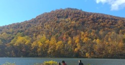 🍂🍁To the Mountains🏞️⛰️ #circleline  (at Bear Mountain