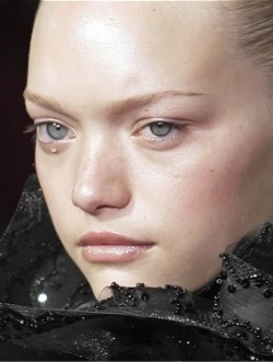 gemmawardfanclub:Crying Gemma Yves Saint Laurent SS 2006 J Mendel