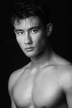 365daysofsexy: ALEX LANDI