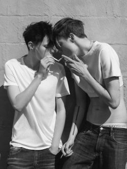 la-dentelliere:  Casey Legler & Erika Linder 