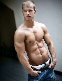 hunkdude:  #Evan_Wadle .. #abs .. Always ..  #hott    ||  #HunkFinder  ||