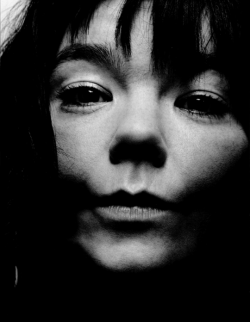 20aliens:    Björk   by David Sims 2000.