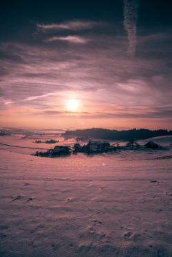 brutalgeneration:  Winterly Sunset / Nikon D600 (by [ g-No ])