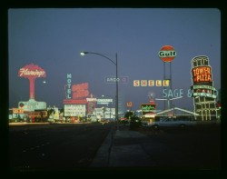 vintagelasvegas:  Las Vegas 1968 by Venturi/Brown