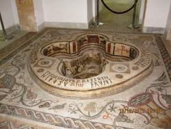 coolartefact:  Roman Bath Pool With Mosaic - Museum of the Bardo