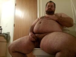 kybear2:  cutecubs:cute young hairy chub  Would sooo be suckin