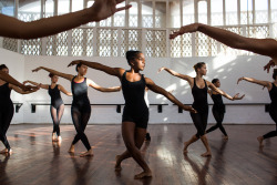 cubaypuertoricoson:  Amanda Batista Robaina, center, is a 16-year-old