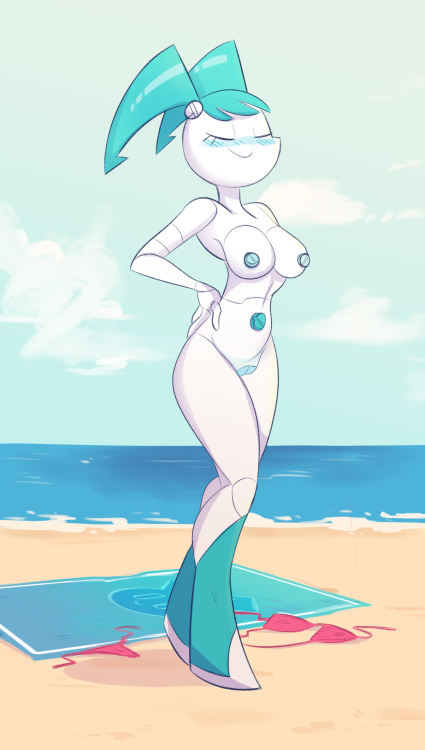 kindahornyart:  Jenny catching some sun. 