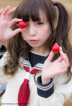 iloveschoolgirl:  I love Japanese schoolgirls! Follow I Love