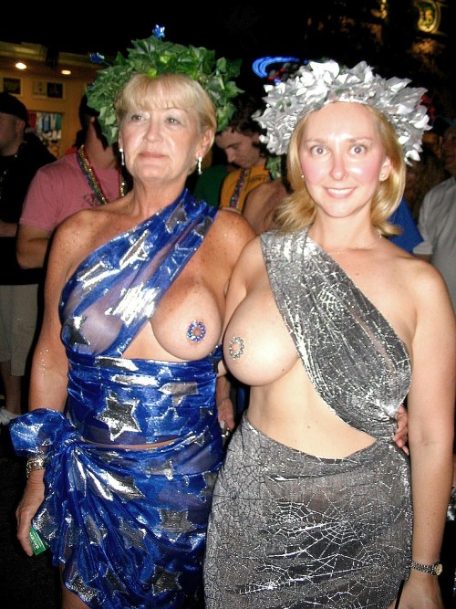 milfsbay:That’s my college friend Peggy on the right (I have fucked her on several occasions)… her mother Dee is on the left. Later that evening after several bottles of wine I fucked Dee silly. She said she’d never had a cock inside
