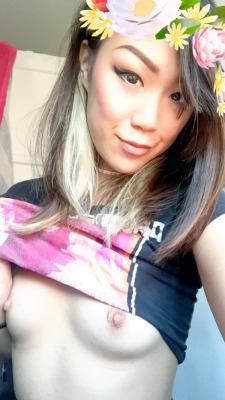 minniescarlet:  Snapchat Available for xoMinnie members!!! //