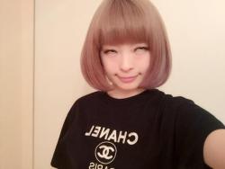 kyarychan:  May 1 [10:06 PM] Cut my hair. Back to a short blonde