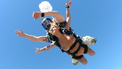 nakedexercise:  aspecialsconfessions:  A tribute toÂ Georgia Ann â€œTinyâ€ Thompson Broadwick who was the first woman to skydive 100 years ago today.  Naked skydiving  Nude Skydiving