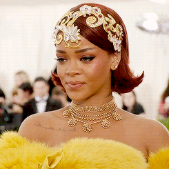 Rihanna at Met Gala ‘15: “It’s handmade by one Chinese