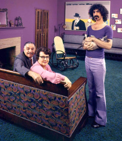soundsof71: Frank Zappa at home with his dad, Francis, his mom,